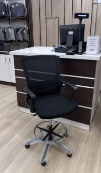 Qarışıq rəng, Ofis üçün kreslo — şəkil 2