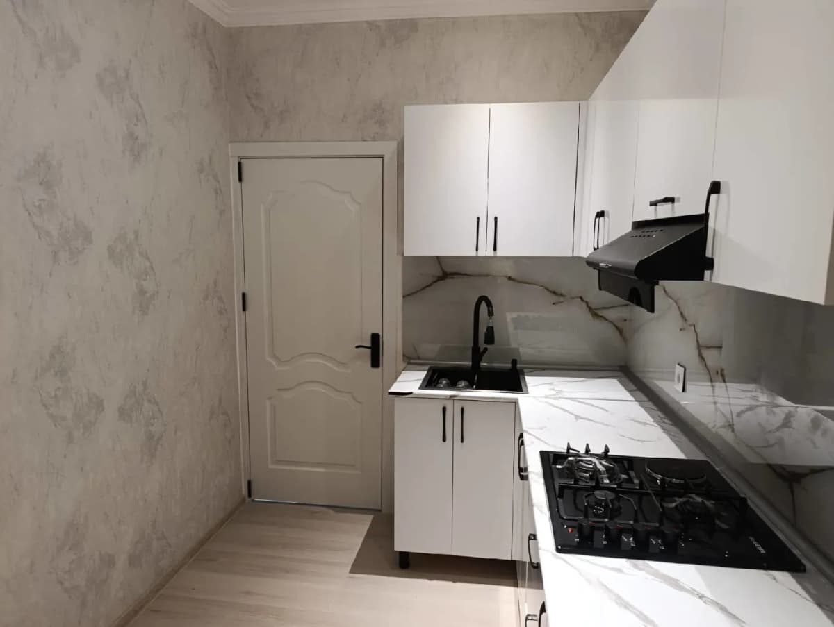 3 otaqlı mənzil 95 m² satılır