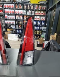 Arxa stop işığı Toyota Prius 2015-2019 — şəkil 2