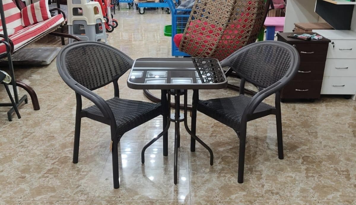 Plastik masa və oturacaq dəsti