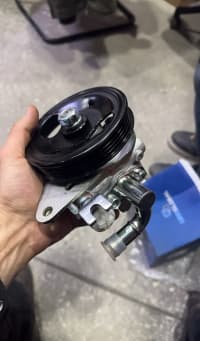 Hidrogücləndirici nasos Nissan Maxima A33 — şəkil 2