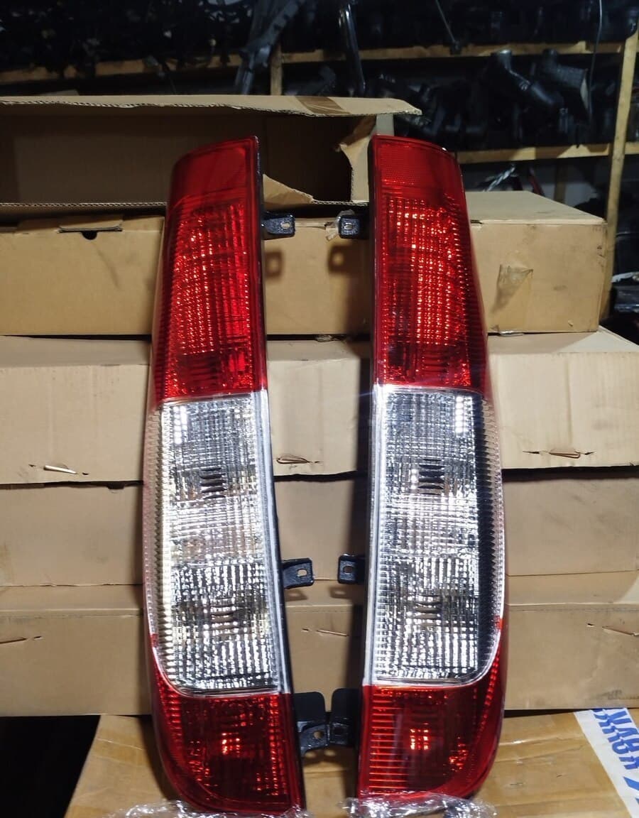 Arxa stop işıqları Mercedes-Benz üçün
