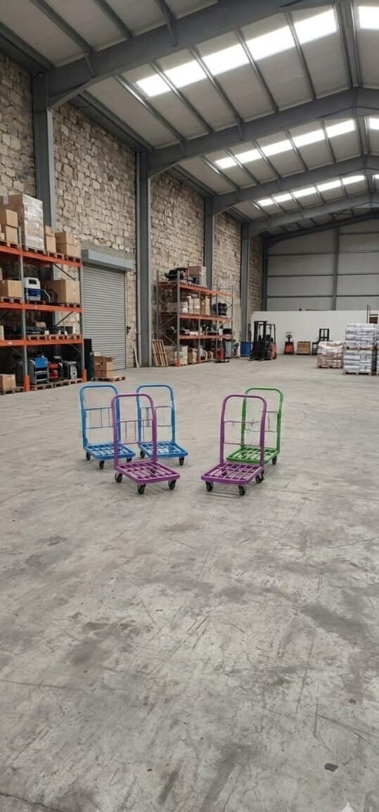 Yük arabası metal anbar üçün