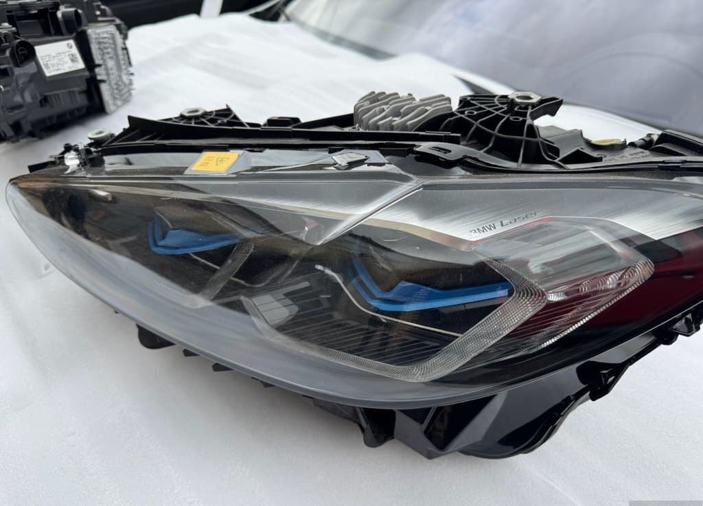 Laser faralar BMW G26 i4