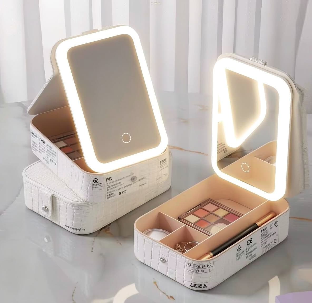 LED İşıqlı Kosmetika Orqanayzeri