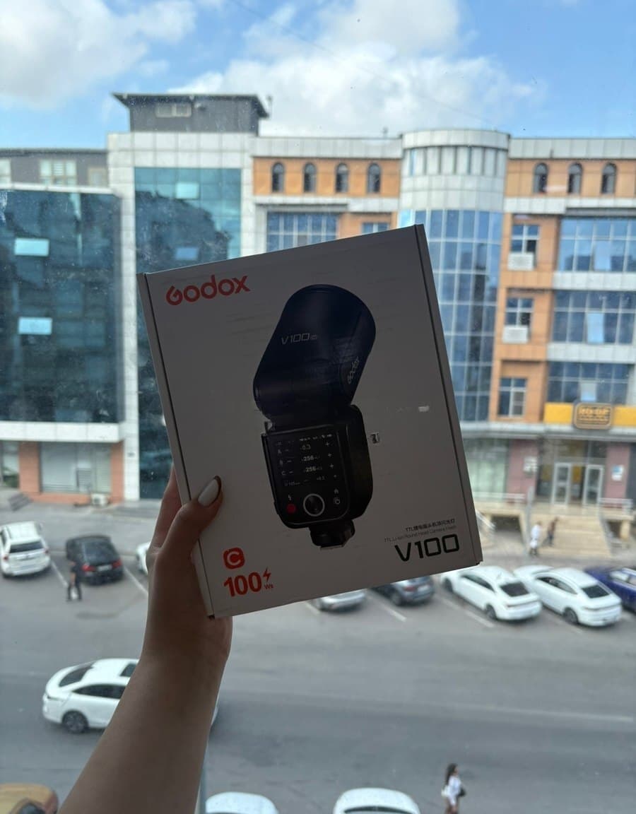 Fləş Godox V100 C