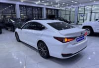 Lexus ES 300h, 2022 il, 31000 km, 2500 L — şəkil 6