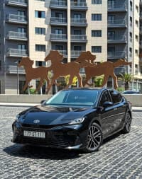 Avtomobil icarəsi Toyota Camry 2024 — şəkil 1