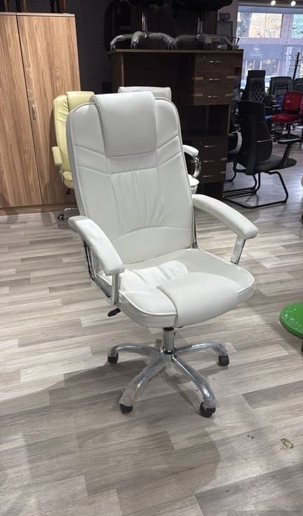 Qarışıq rəng, Ofis üçün kreslo