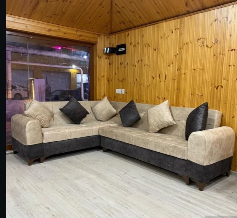 Künc divan, Qarışıq rəng