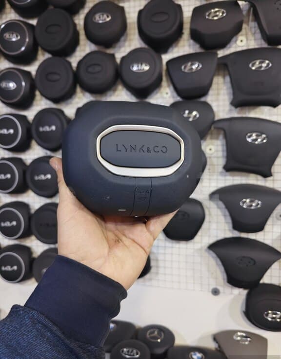 Airbag Lynk & Co 08 2025