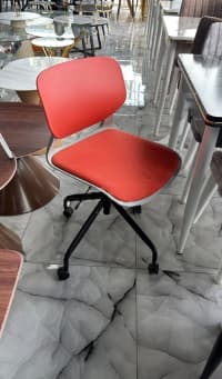 Qarışıq rəng, Ofis üçün kreslo — şəkil 2