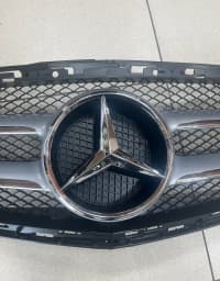 Radiator barmaqlığı Mercedes W212 — şəkil 2