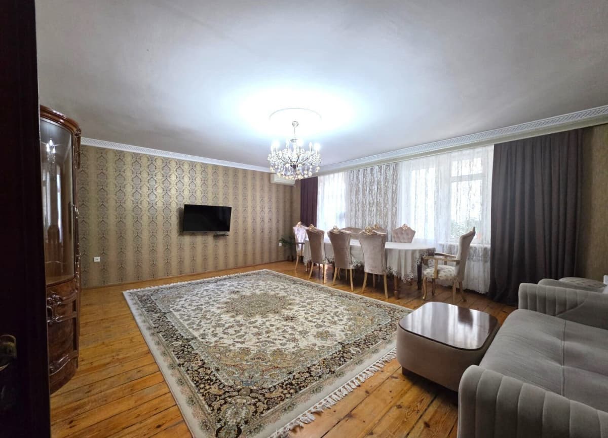 4 otaqlı mənzil 85 m² satılır