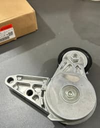 Kəmər gərgidənliyi Ford Fusion DS7Z-6A128-B — şəkil 1