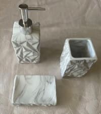 Mərmər naxışlı hamam aksesuarları dəsti — şəkil 8