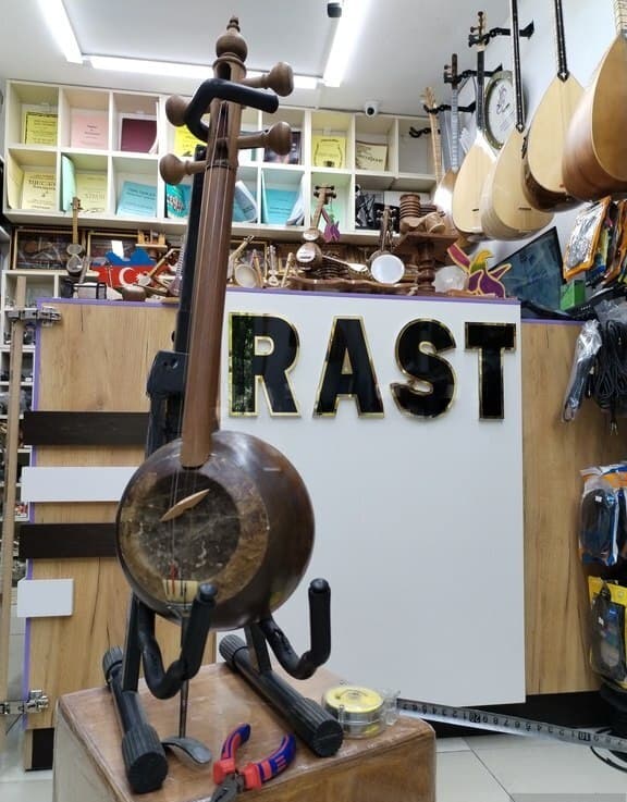 Kamança təmiri və restavrasiyası