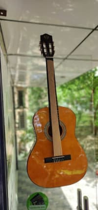 Klassik gitara , 6 simli — şəkil 30