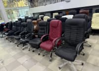 Qara rəng, Ofis üçün kreslo — şəkil 2