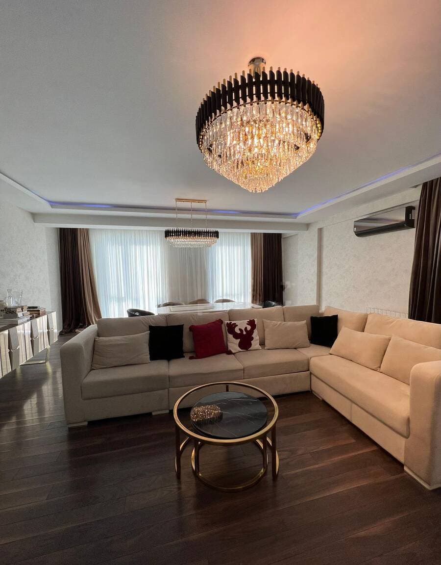 3 otaqlı mənzil 147 m² satılır