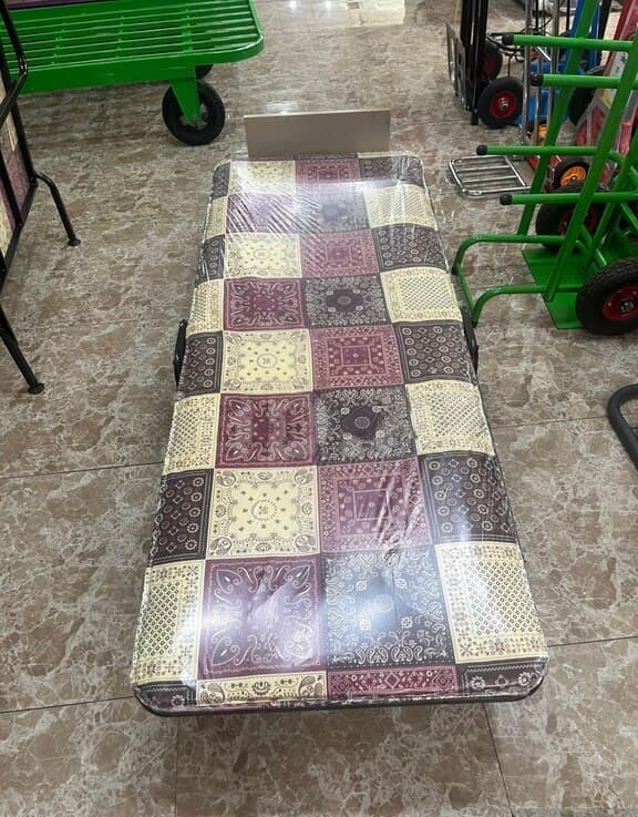 Metal çarpayı, Qarışıq rəng