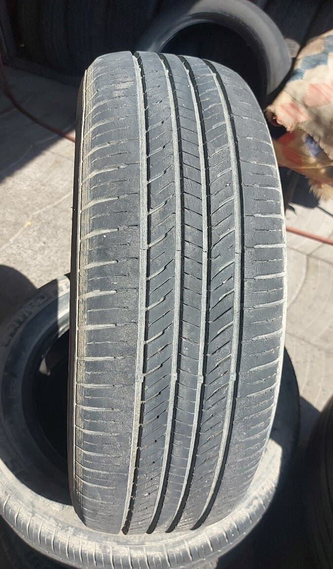 Avtomobil şini Laufenn 185/65R15