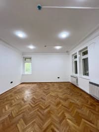 400 m² Əla təmirli obyekt kirayə verilir — şəkil 1