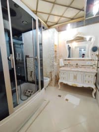 4 otaqlı mənzil 250 m² kirayə verilir — şəkil 29