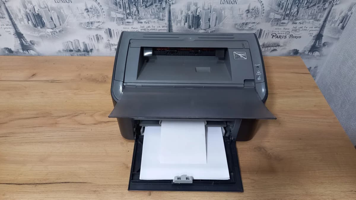 Canon LBP3010B - F151300 printeri