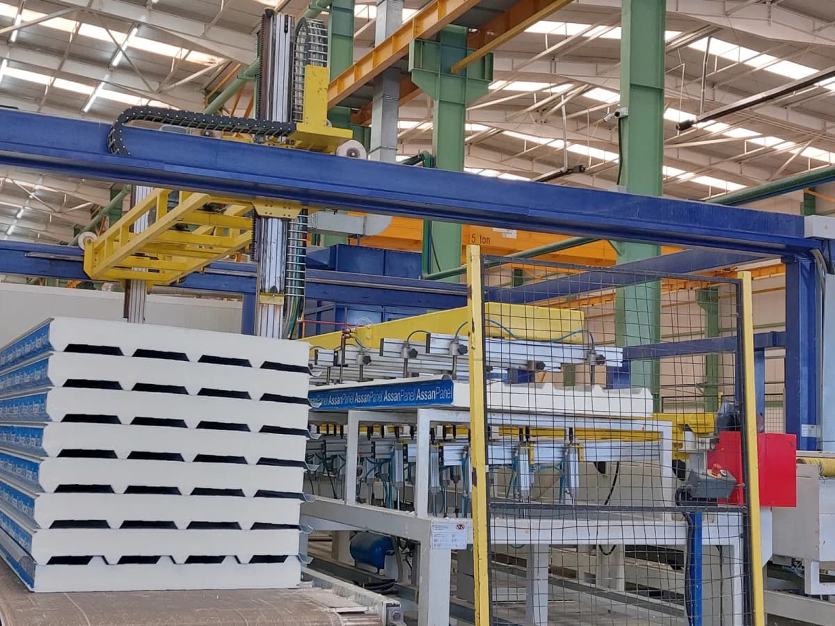 Dam və divar sendviç panelləri üçün montaj şurupları