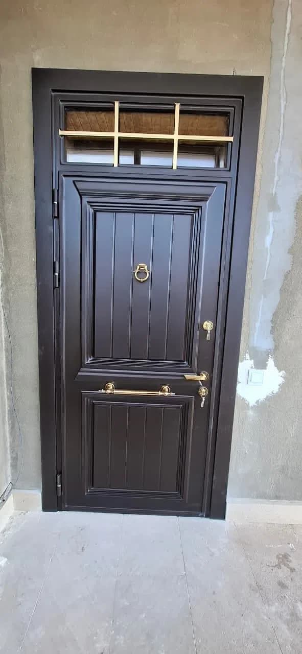 Metal giriş qapısı