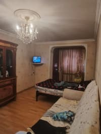 2 otaqlı mənzil 45 m² satılır — şəkil 1