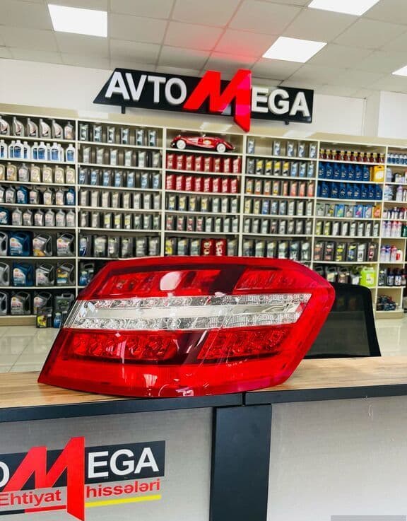 Arxa stop işığı Mercedes W212 2009-2013