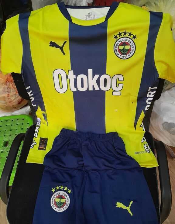 Futbol forması Fenerbahçe 2024-2025 dəsti