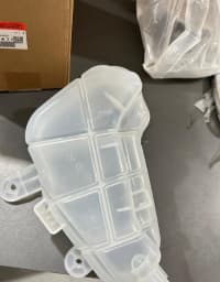 Antifriz çəni Chevrolet Cobalt 95048411 — şəkil 3