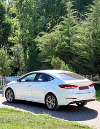 Hyundai Elantra, 2018 il, 140 km, 1600 L — şəkil 3