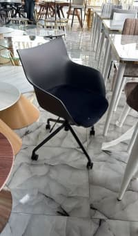Qarışıq rəng, Ofis üçün kreslo — şəkil 3