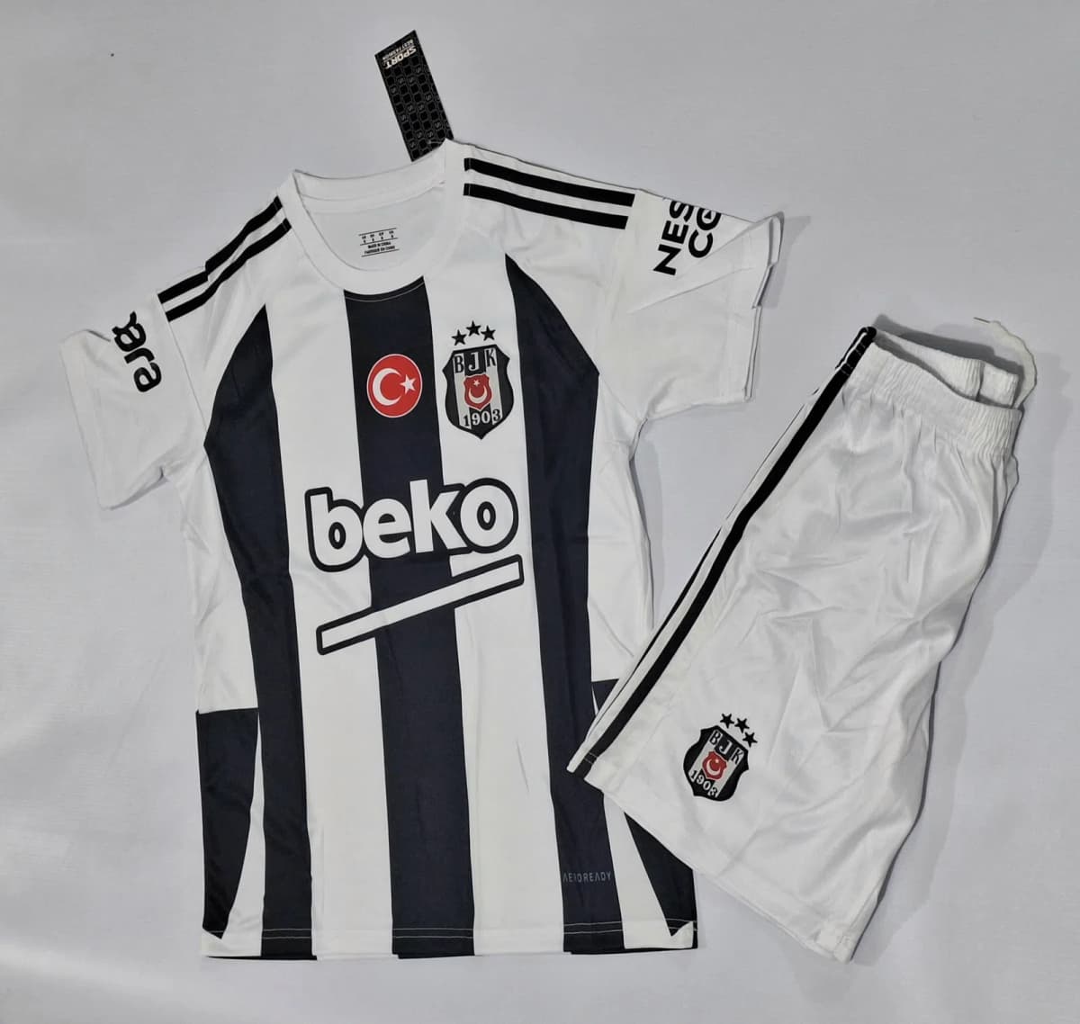 Futbol forması Beşiktaş, elastan, ağ/qara, L ölçü