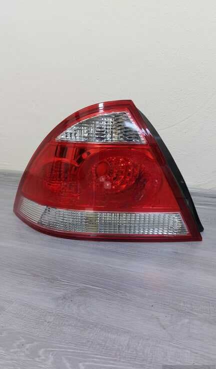Stop işığı Nissan Sunny, X-Trail, Tiida, Note
