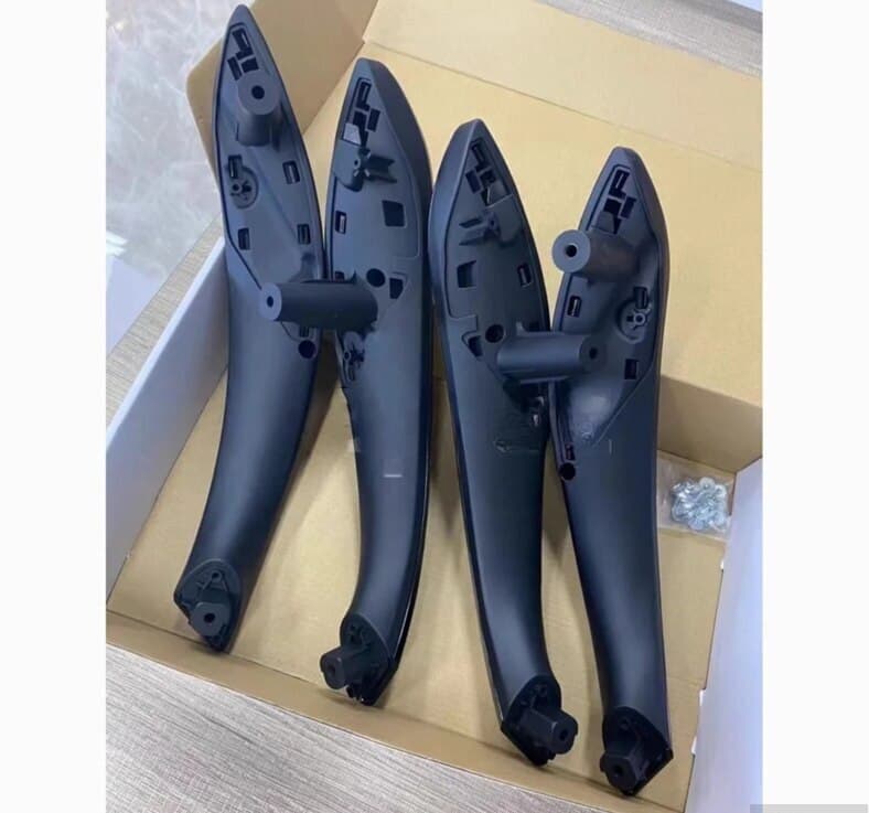 BMW F30, F32, F36 üçün Qapı Tutacağı