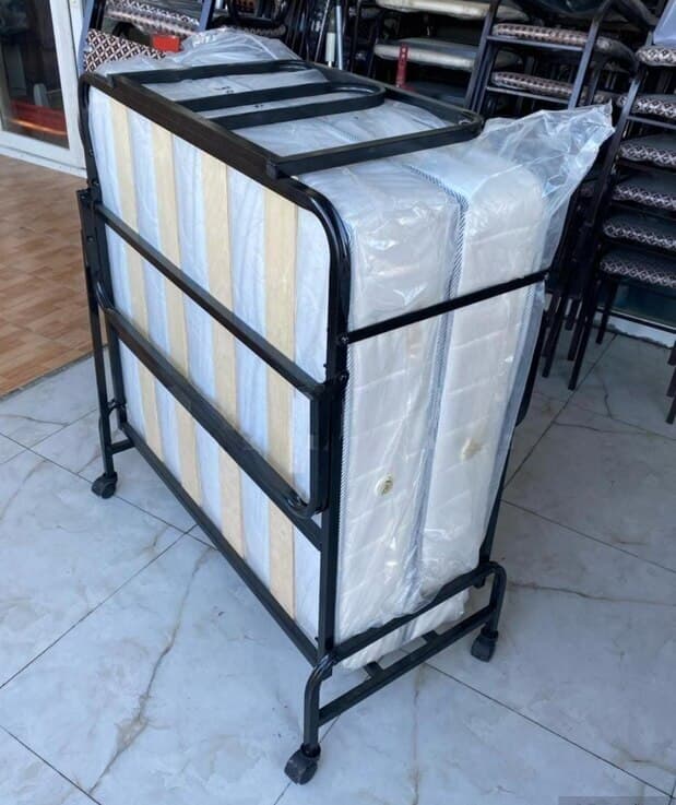 Metal çarpayı, Qarışıq rəng