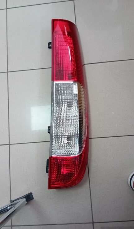 Stop işığı Mercedes Vito və Viano 2003