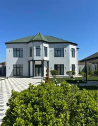 8 otaqlı bağ evi 350 m² satılır — şəkil 1