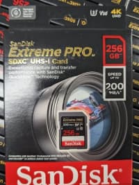 128 GB yaddaş kartı — şəkil 1