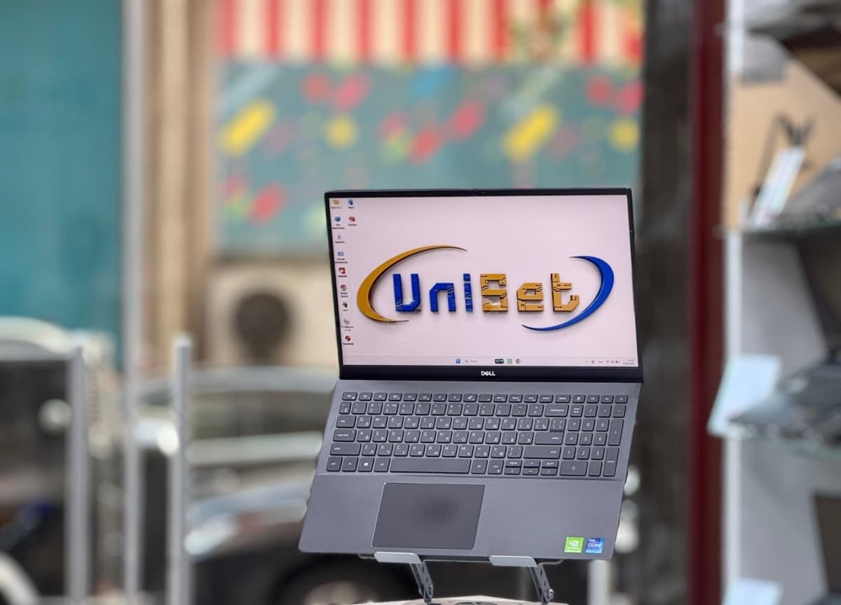 Dell markalı notbuk, Boz rəng