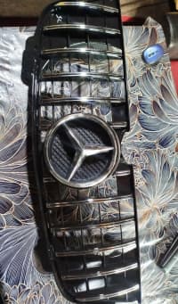 Radiator barmaqlığı Mercedes Benz — şəkil 2