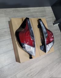 Arxa stop işığı Toyota Aqua 2012-2019 — şəkil 2