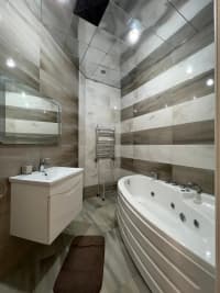 4 otaqlı mənzil 180 m² kirayə verilir — şəkil 10