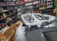 Ön fara Toyota Aqua — şəkil 3