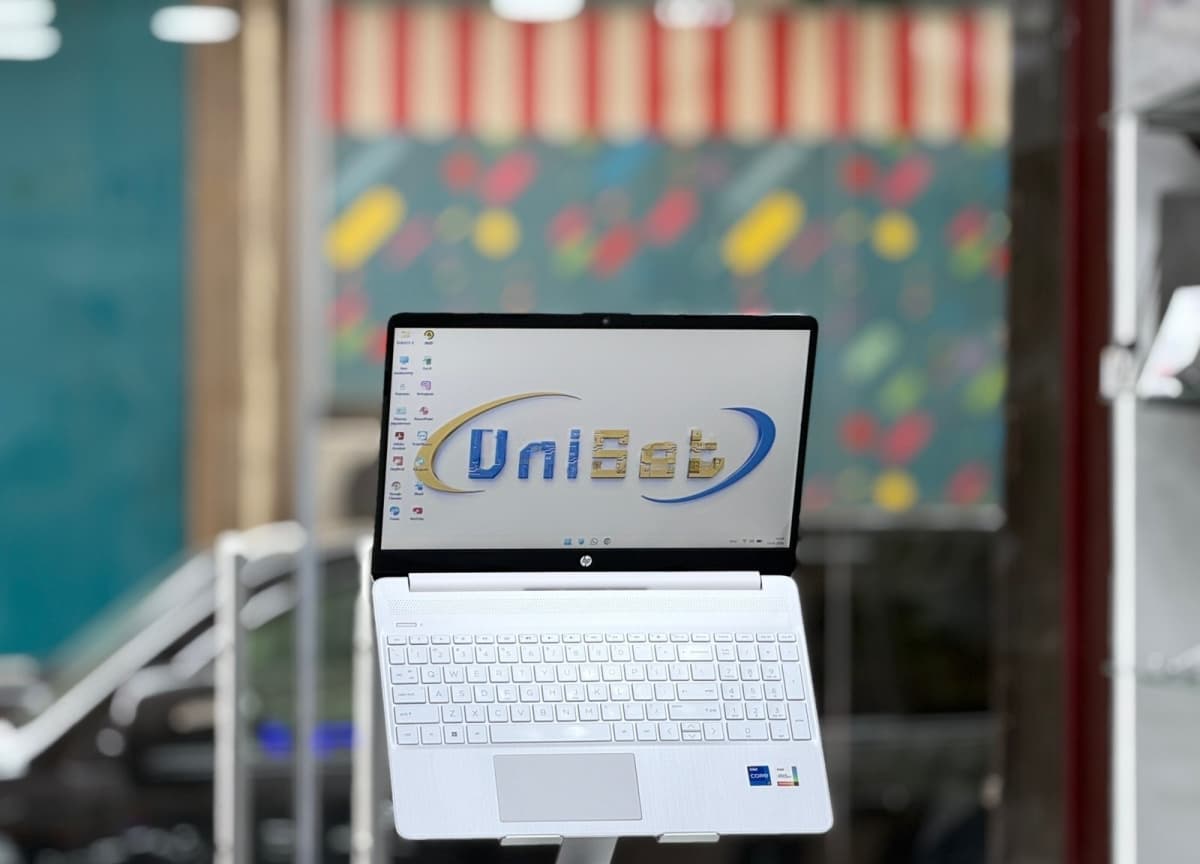 HP markalı notbuk, Ağ rəng